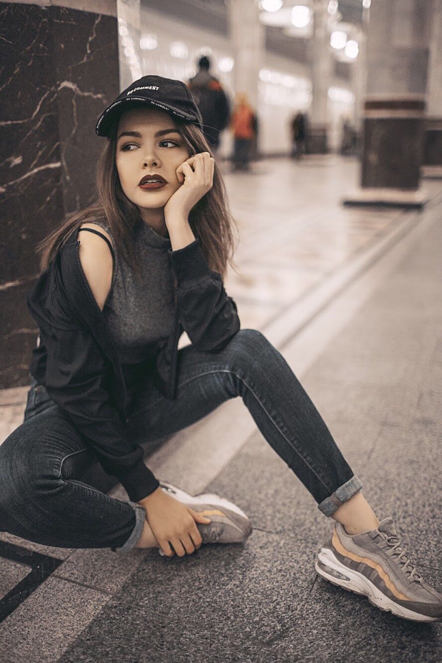 Sassy girls in Izmir