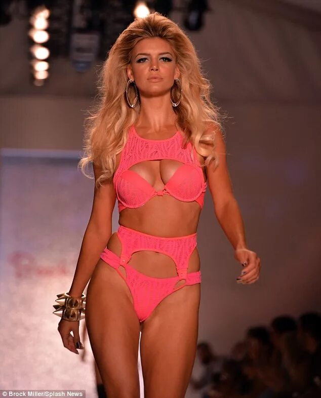 Kelly Rohrbach underwear in Izmir
