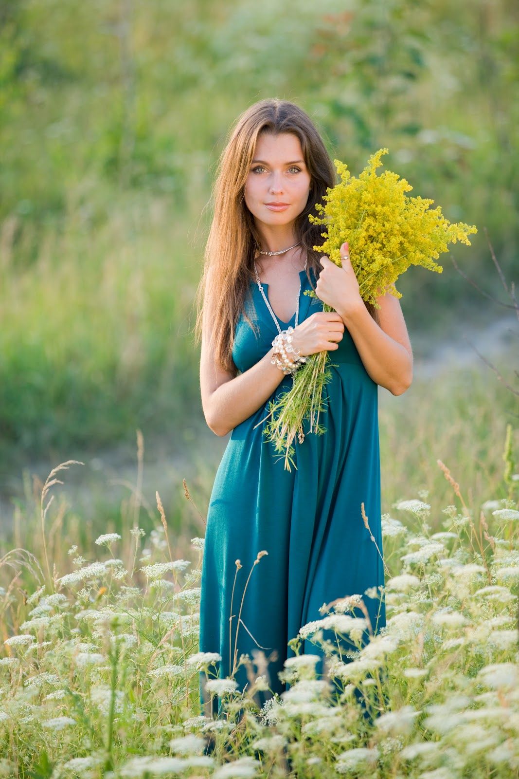 Slavic women in Izmir